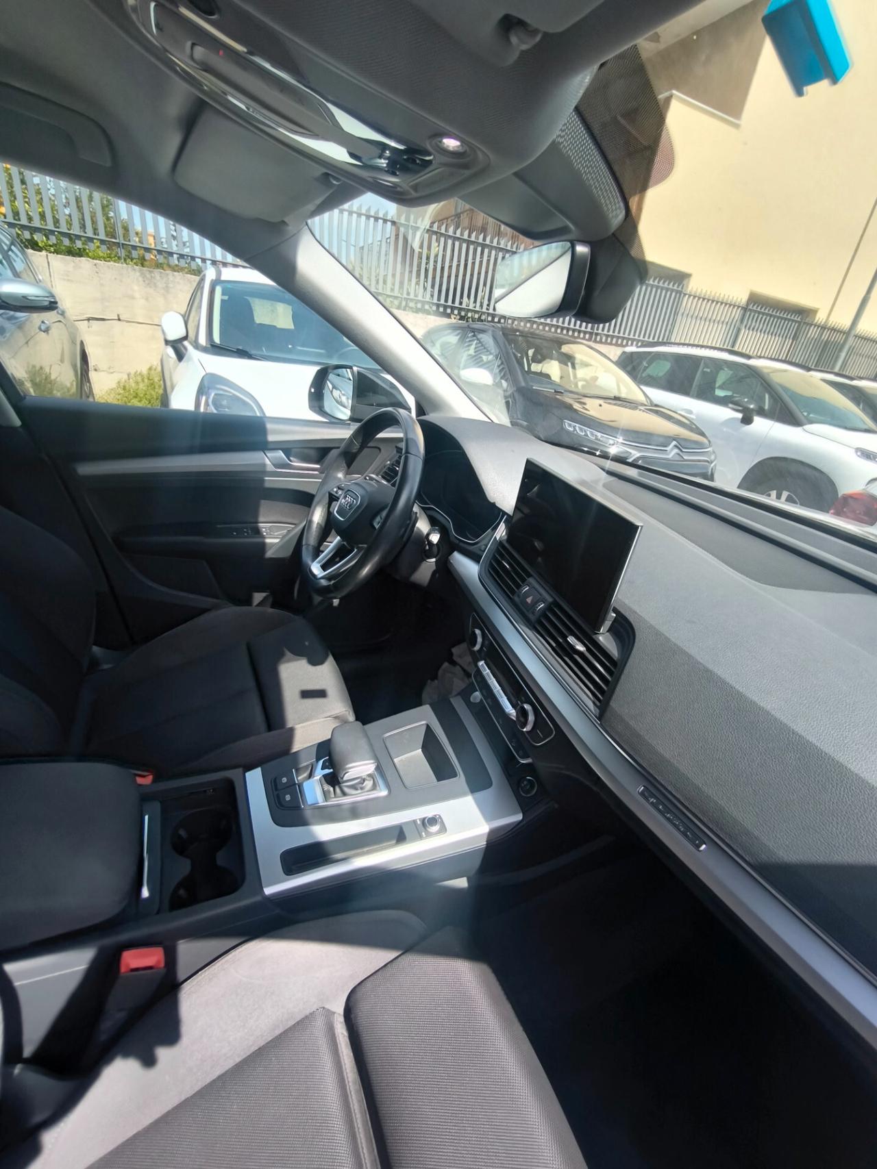 Audi Q5 SPB 40 TDI quattro S tronic S line plus identity Black