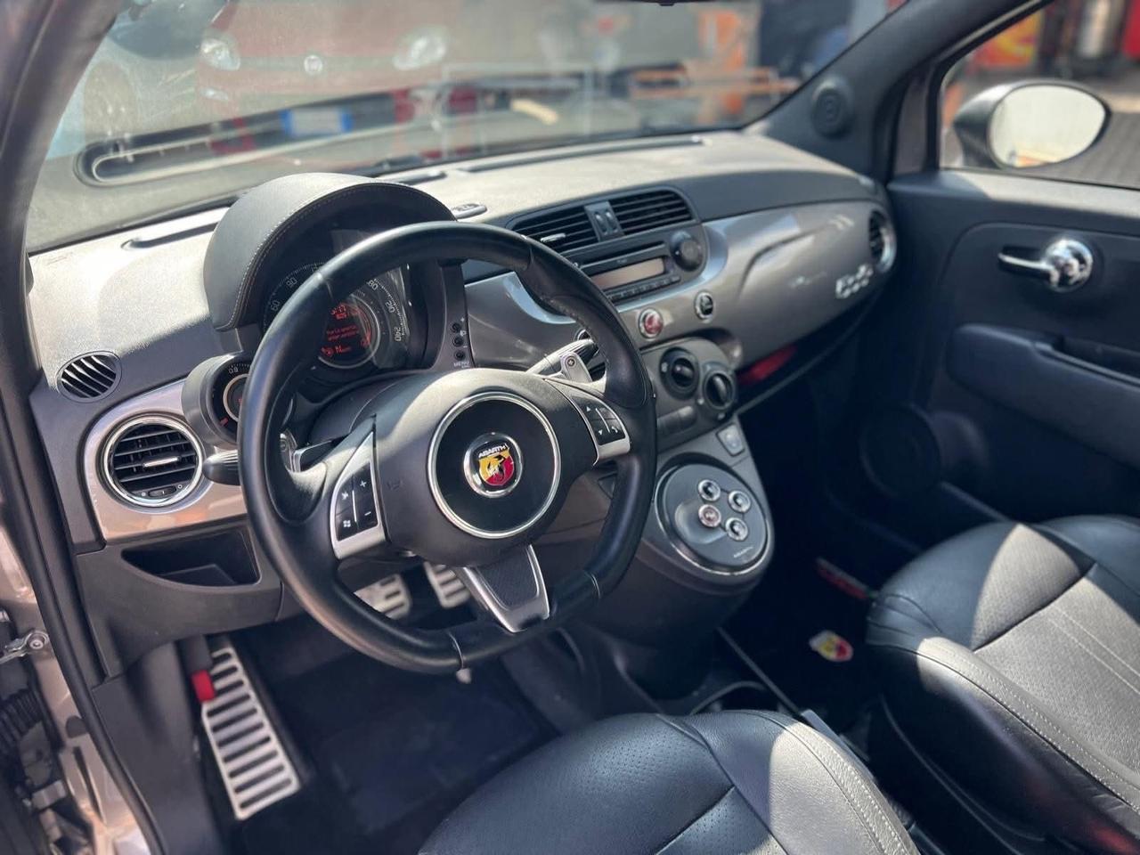 Abarth 500 C 1.4 Turbo T-Jet