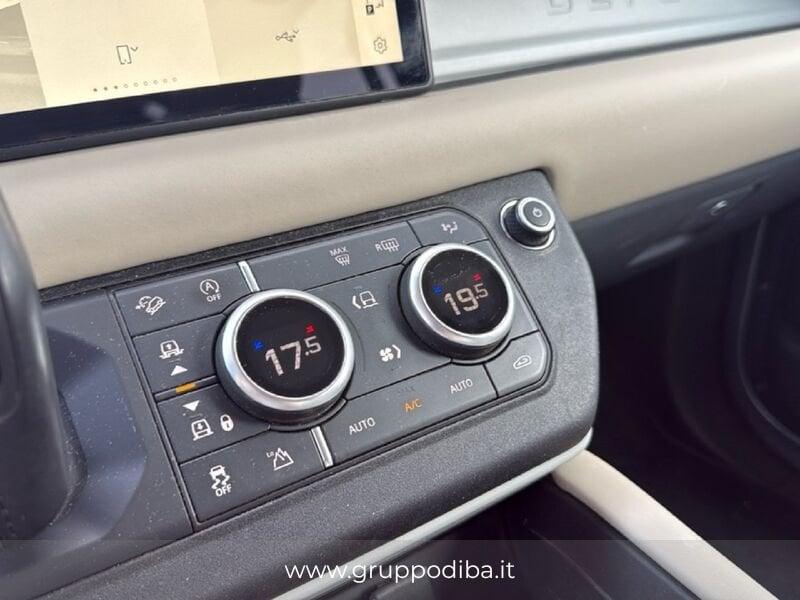 Land Rover Defender VII 2020 110 Diesel 110 3.0d i6 mhev SE awd 200cv auto