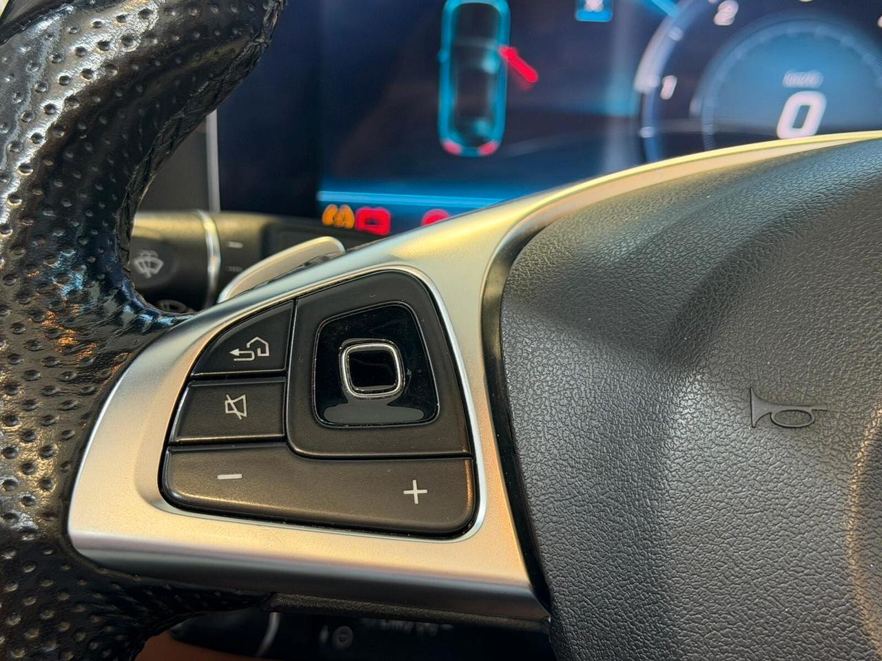 Mercedes-benz E 220 d Auto Cabrio Premium AMG, luci ambient.