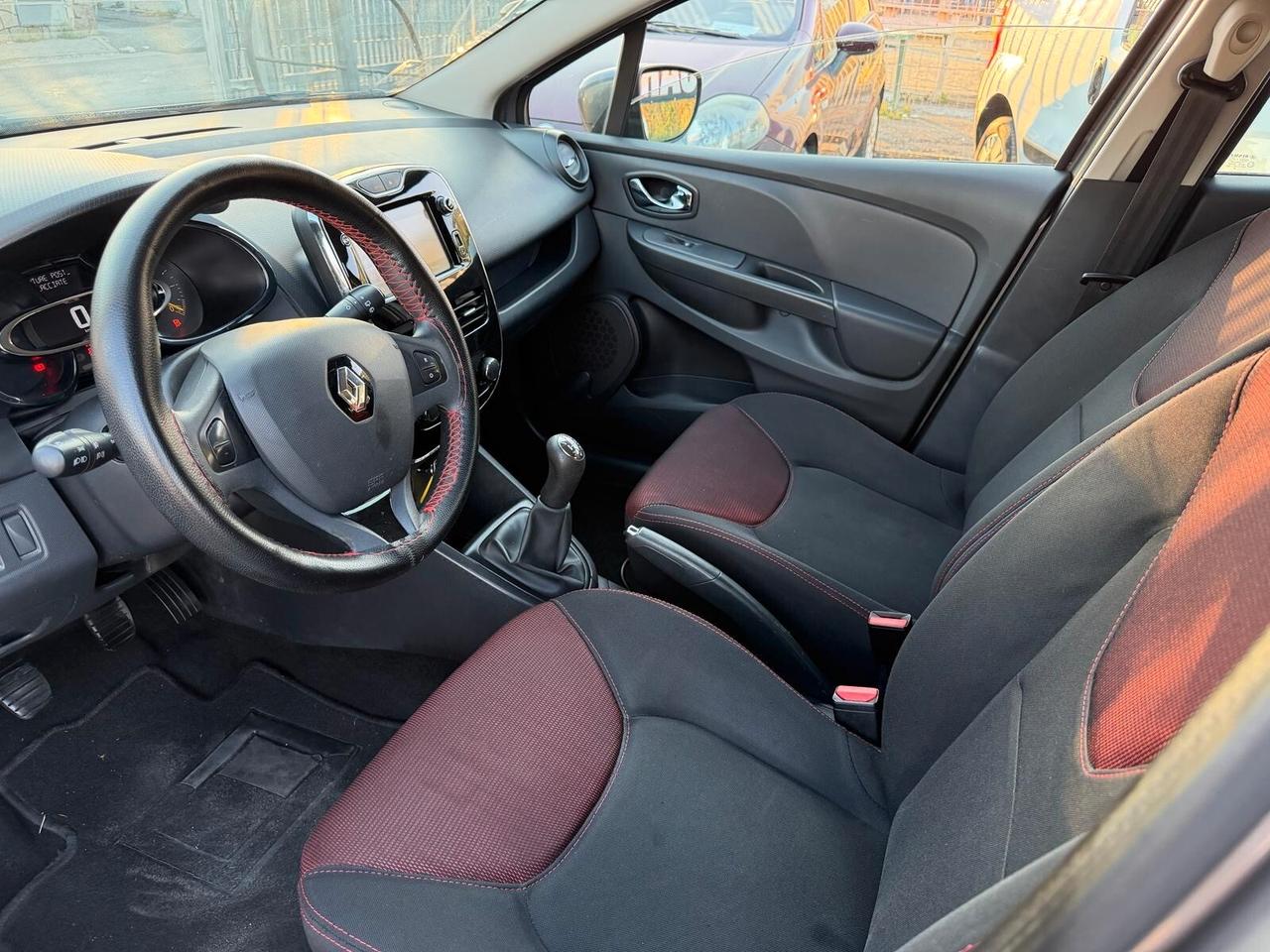 Renault Clio 1.2 75CV 5 porte Live-2014