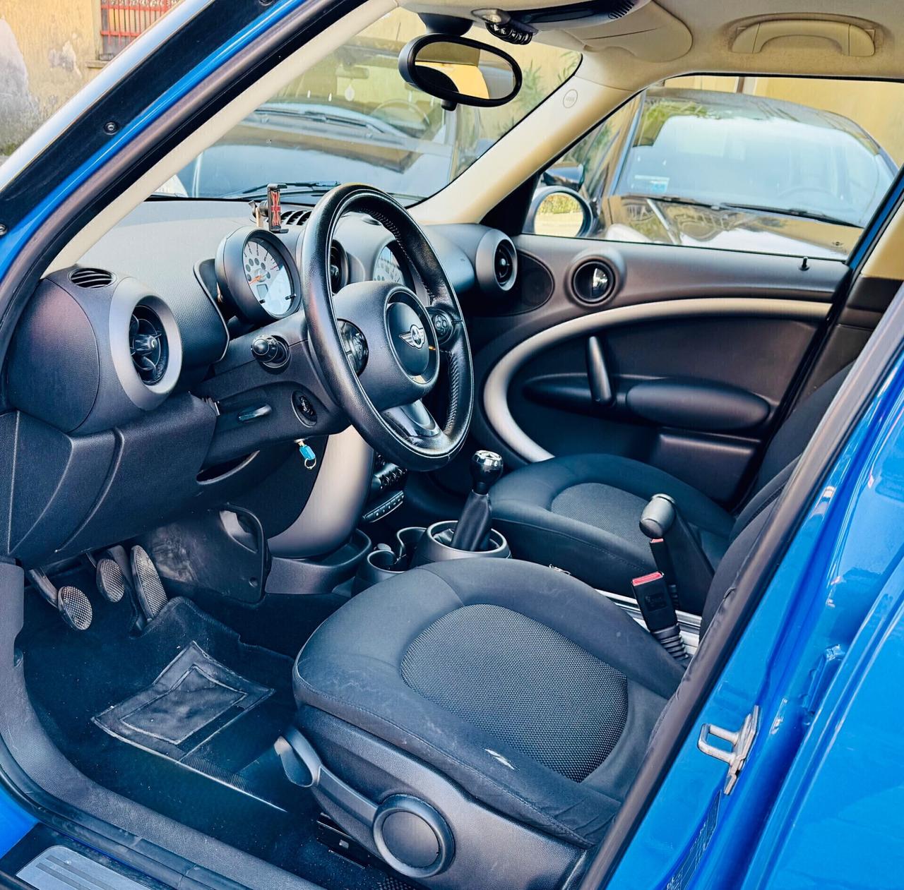 Mini Cooper Countryman OK NEOPATENTATI