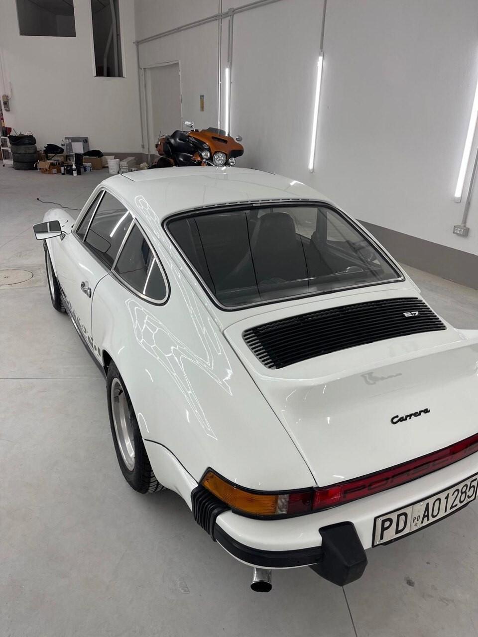 Porsche 911 2.7 MFI G Model
