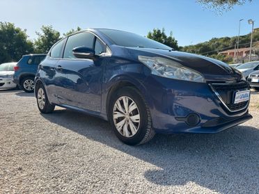 PEUGEOT 208 1.2 B - 2012
