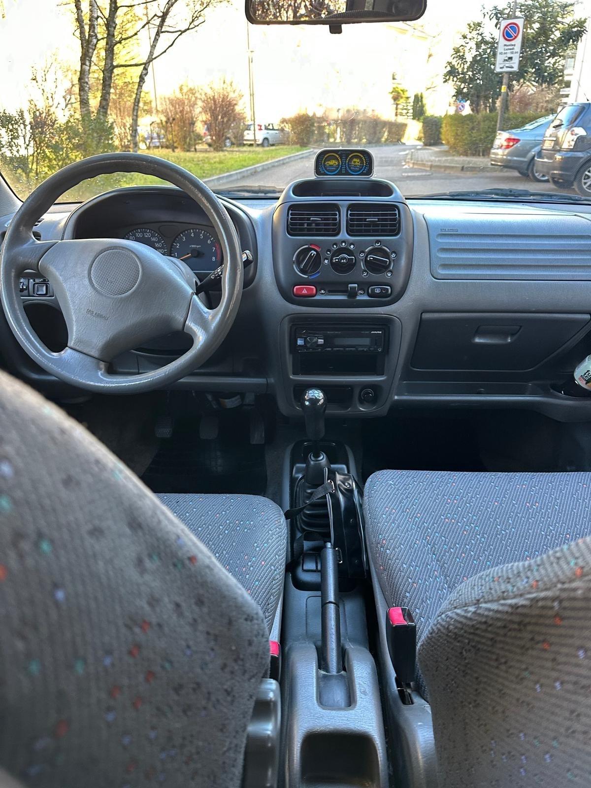 Suzuki Ignis 1.3i 16V cat 4WD GL SI NEOPATENTATI