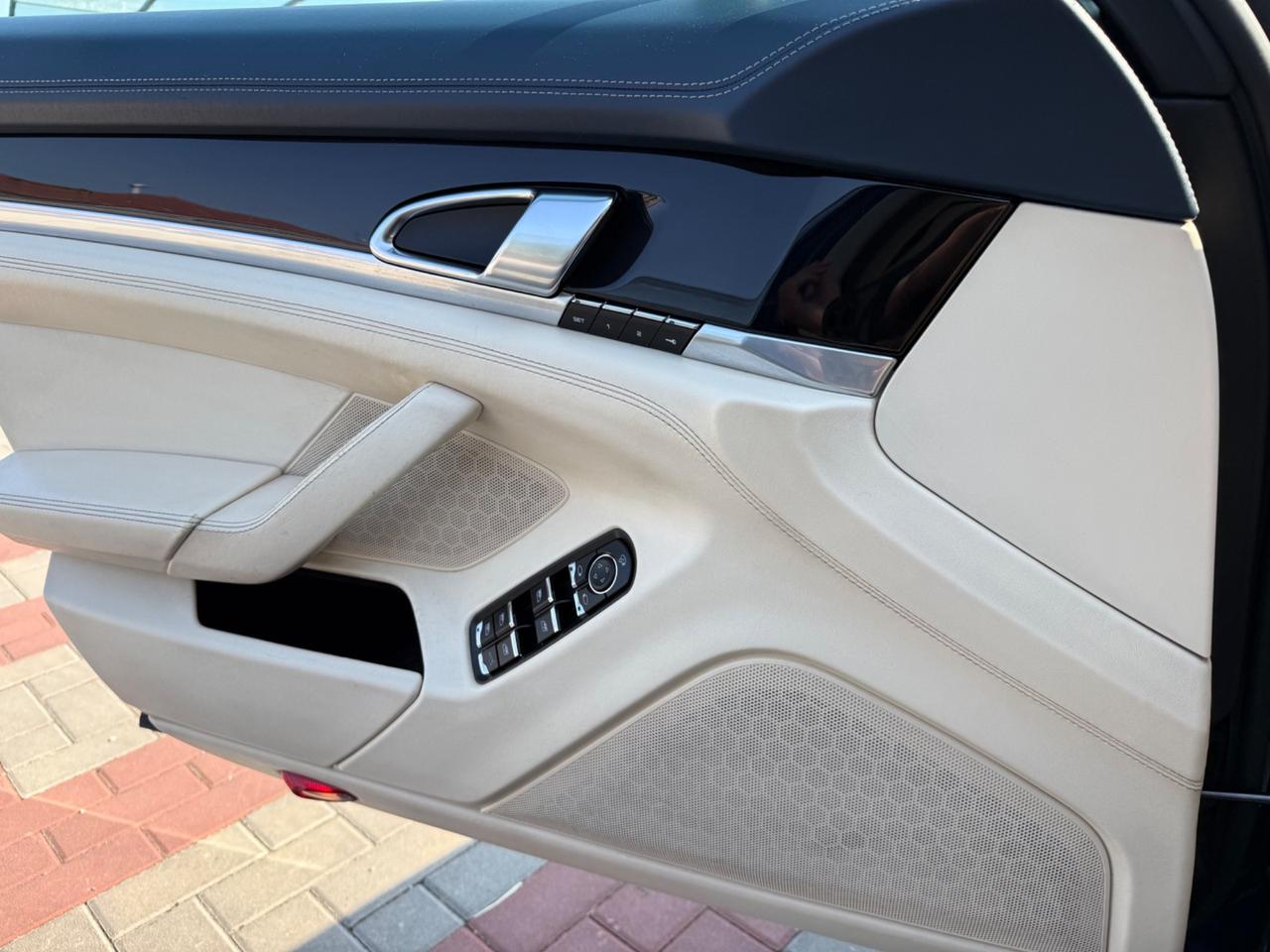Porsche Panamera 4.8 4S V8 ASPIRATO UNIC PROP