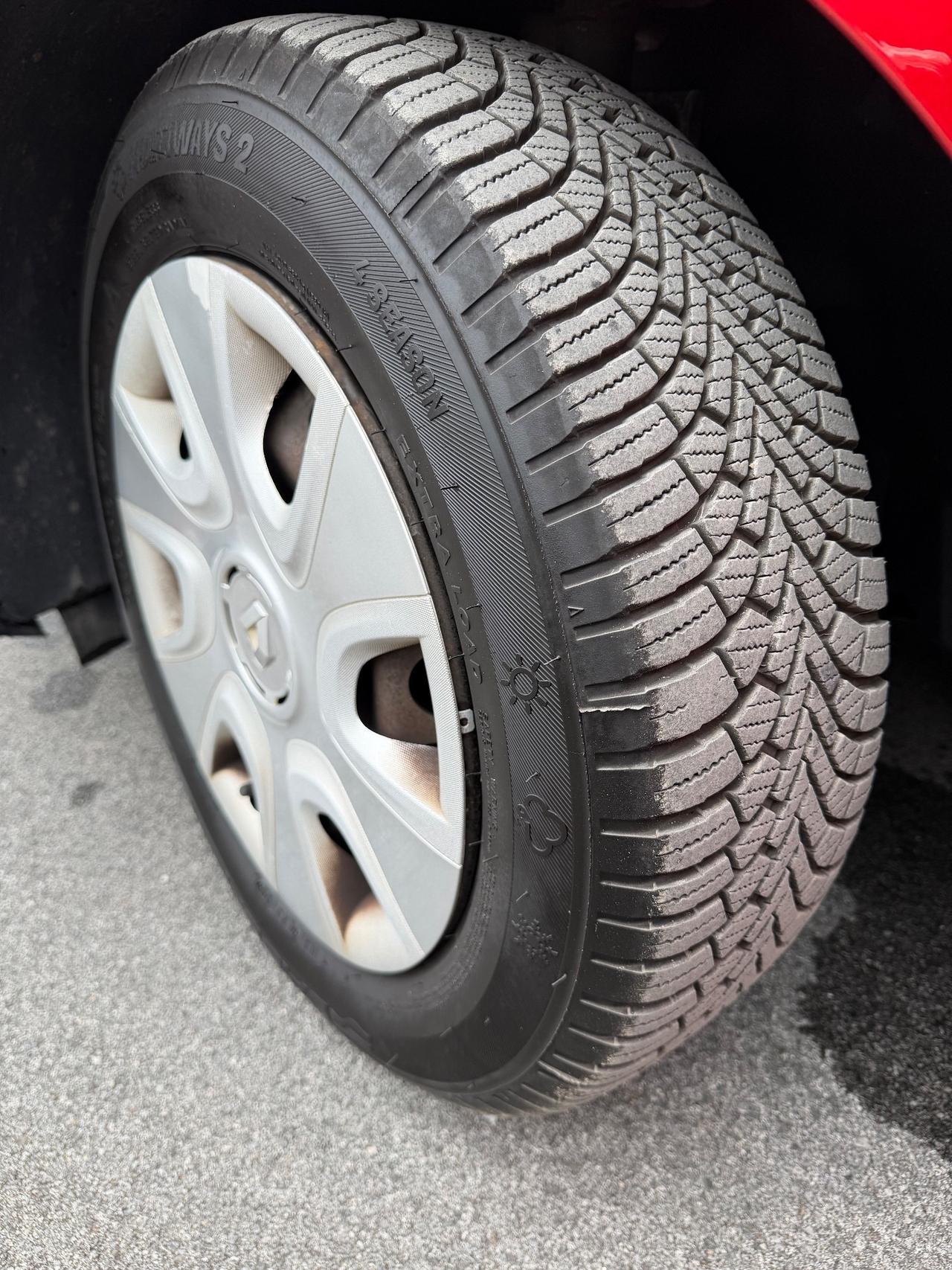 Renault Clio 1.2 75CV GPL 5 porte - NEOPATENTATI-