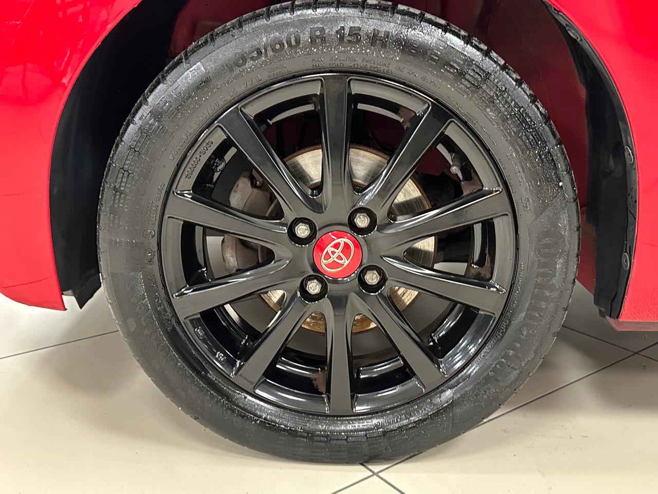 Toyota Aygo 1.0 VVT-i 69 CV 5 porte x-cite - 2015