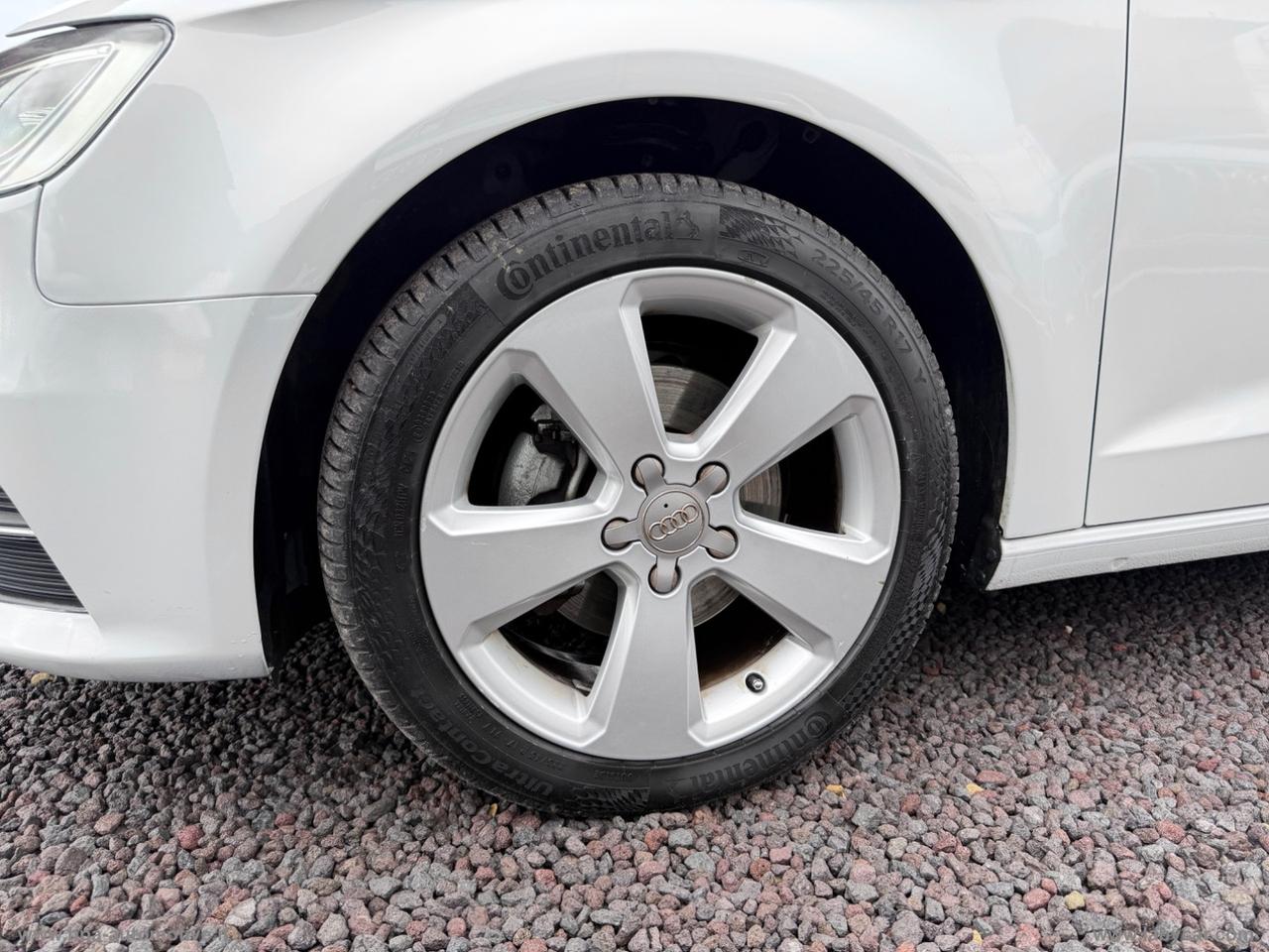 AUDI A3 SPORTBACK 1.6 TDI FULL LED NAVI SPORT