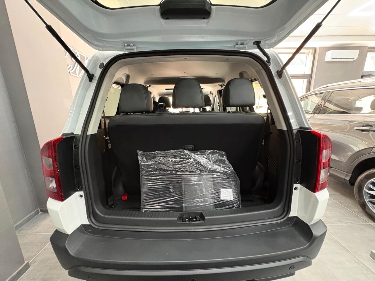 Cirelli 1 1.5 GPL di serie Premium 110cv 7 Posti - Cerchio 20'' - NUOVA