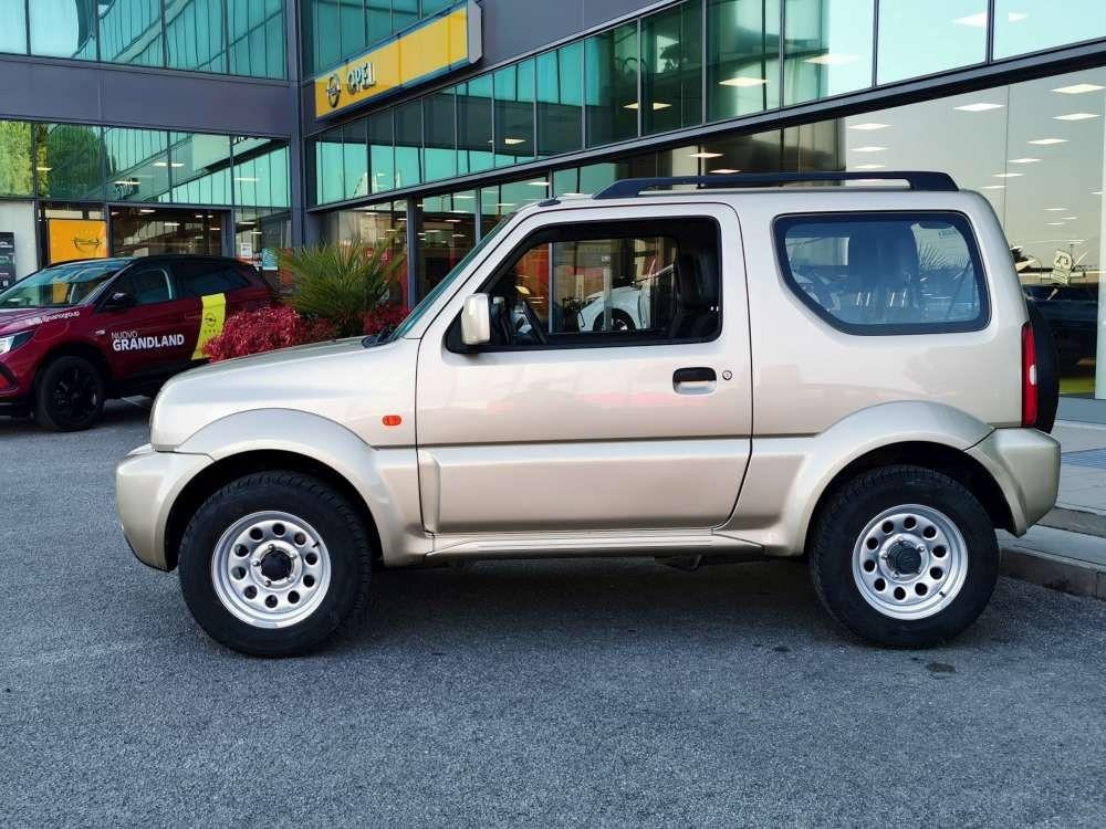 SUZUKI Jimny 3ª serie Jimny 1.3i 16V cat 4WD JLX