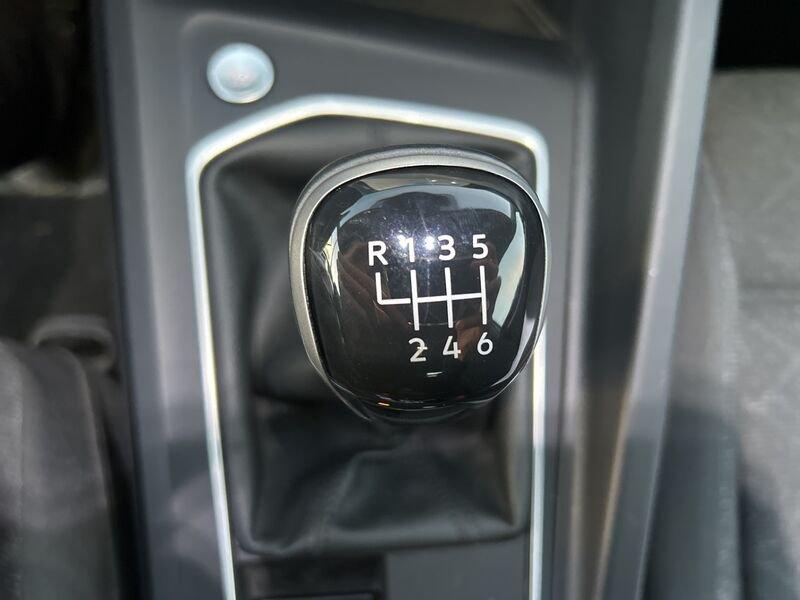 Volkswagen Golf VIII 2020 1.0 tsi evo Life 110cv