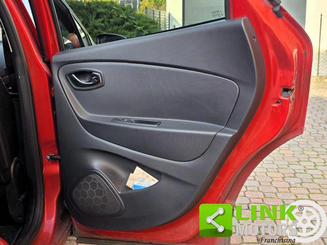 RENAULT Captur R-Link Automatica Dci 90CV E6