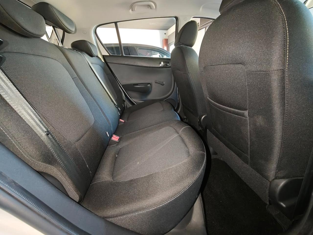 Hyundai i20 1.2 5p. BlueDrive GPL Sound Edition FRIZIONE NUOVA!!!!!!!