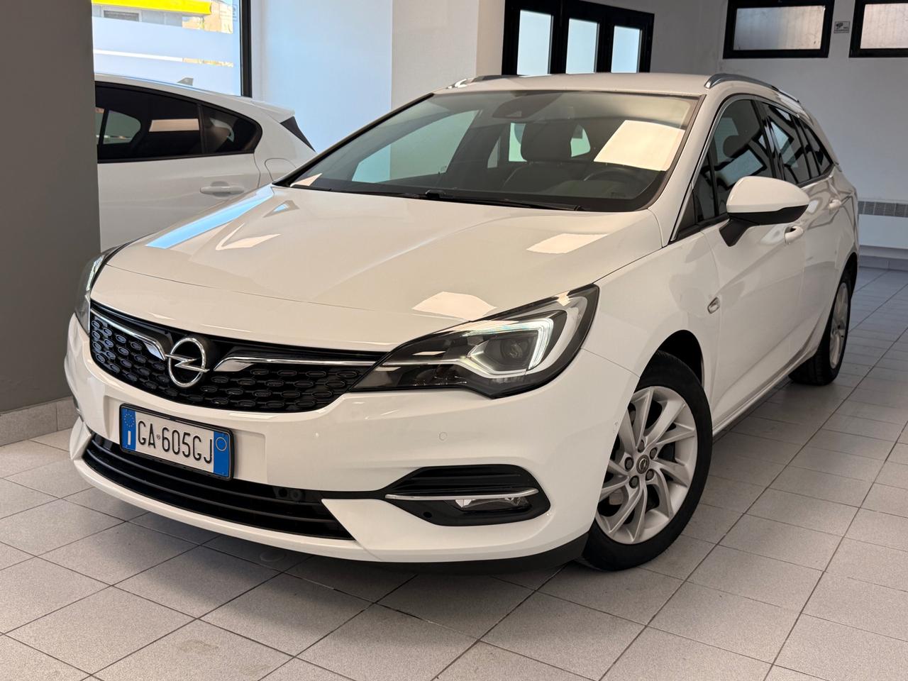 Opel Astra Sports Tourer 1.5 cdti 122cv MATRIX NEOPATENTATI
