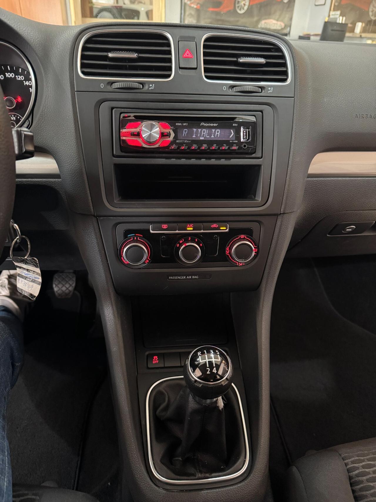 Volkswagen Golf 1.6 TDI 5p. Highline 105 CV. OK NEOPATENTATI