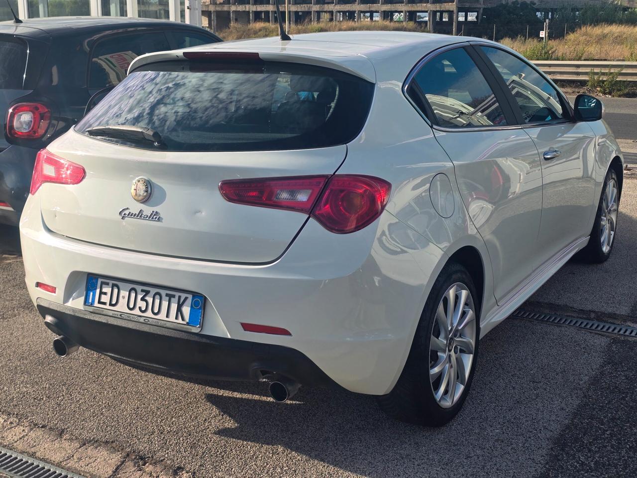 Alfa Romeo Giulietta 2.0 JTDm-2 140CV Distinctive