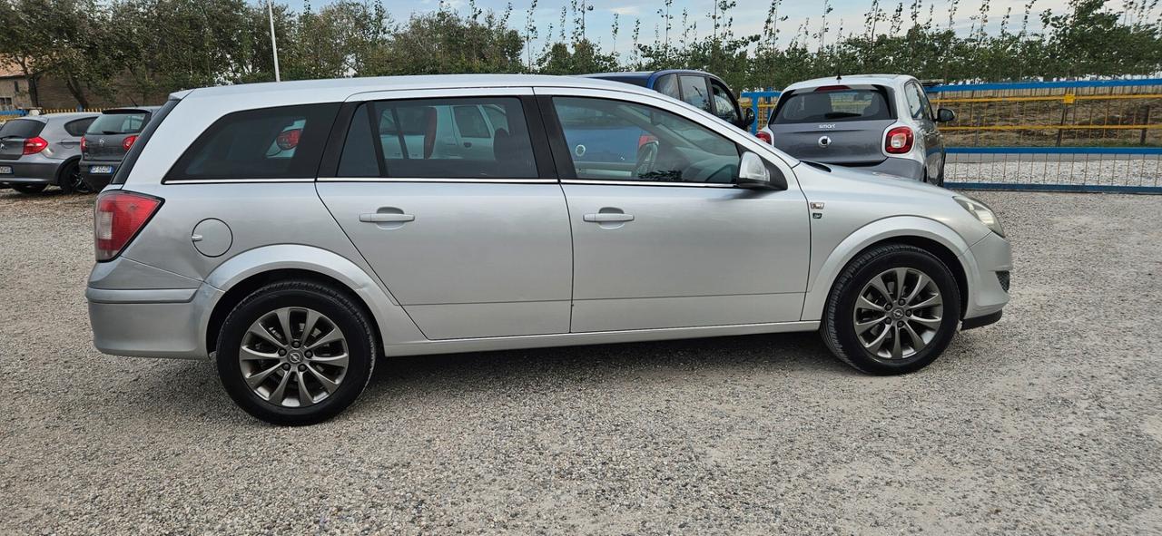 Opel Astra 1.7 CDTI 110CV ecoFLEX Station Wagon Edition
