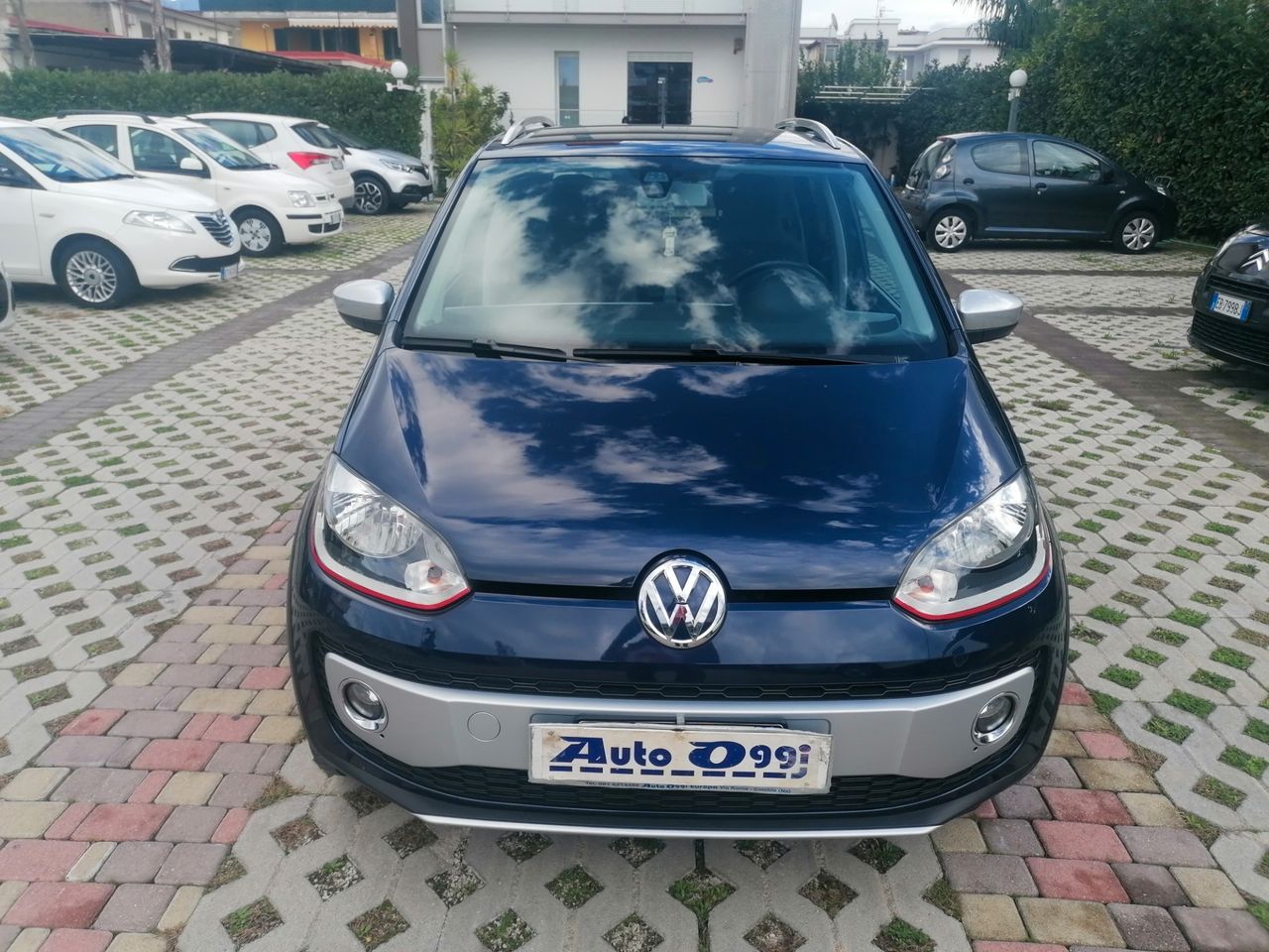 Volkswagen up! 1.0 75 CV 5p. cross up!
