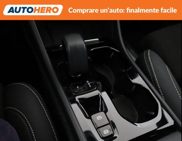 VOLVO XC40 B4 AWD automatico Plus Dark