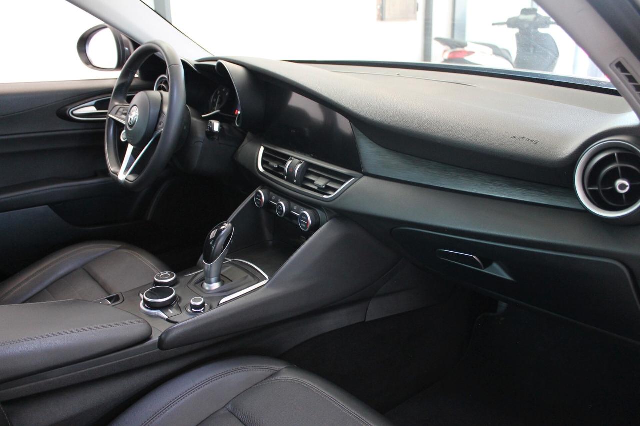 Alfa Romeo Giulia 2.2 Turbodiesel 150 CV Super