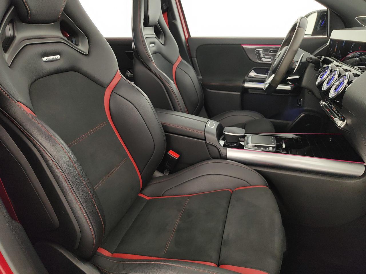 Mercedes-Benz GLA AMG 45 S 4matic+ auto