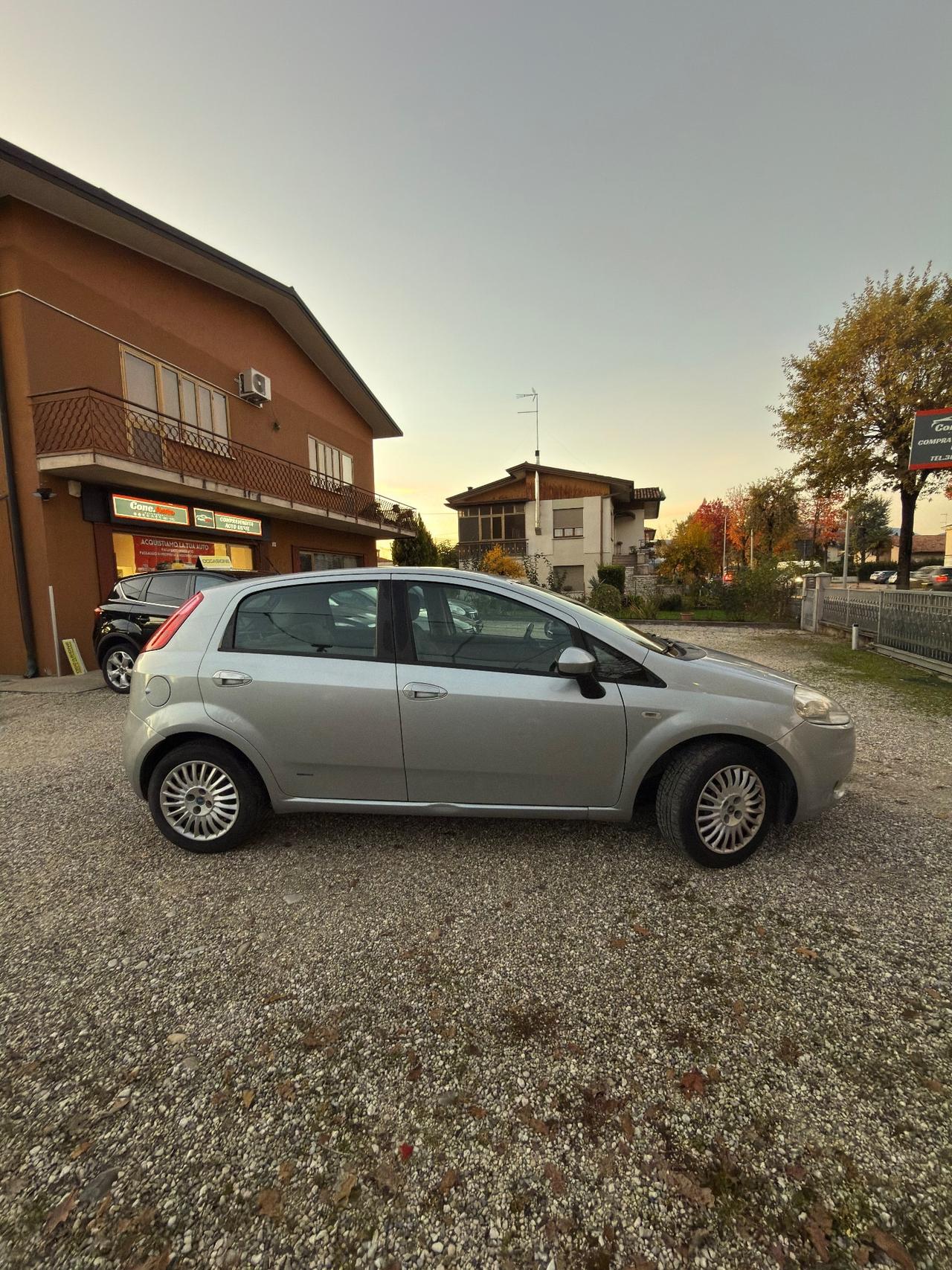 Fiat Grande Punto 1.3 MJT 75 CV 5 porte Active