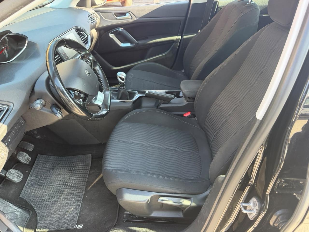 Peugeot 308 BlueHDi 120 S&S GT Line neopatentato