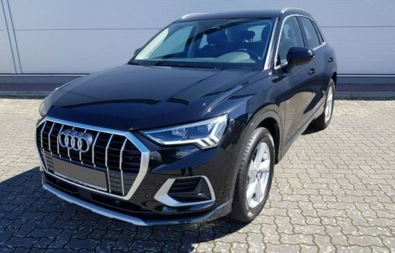 AUDI Q3 35 TDI S tronic Business Advanced