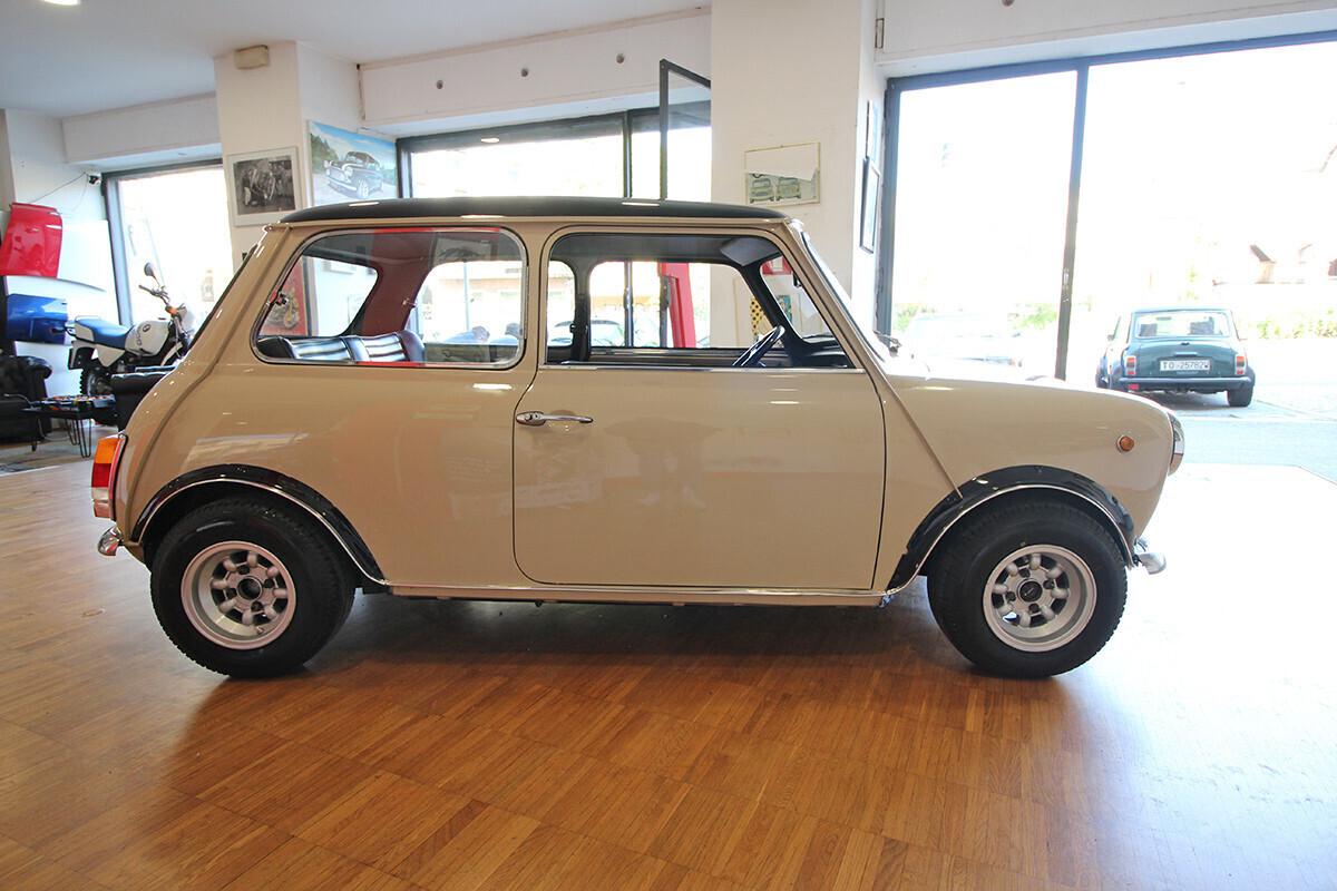 Innocenti Mini Cooper 1000 “VETRONE” B39/1 (1970)