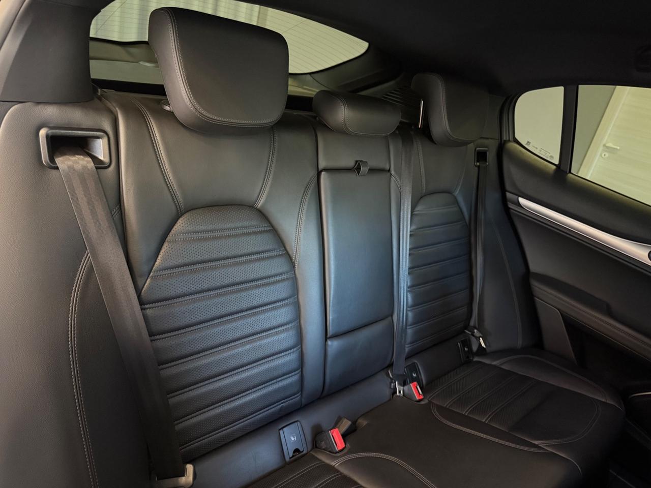 Alfa Romeo Stelvio 2.2 Turbodiesel 180 CV AT8 Q4 Executive