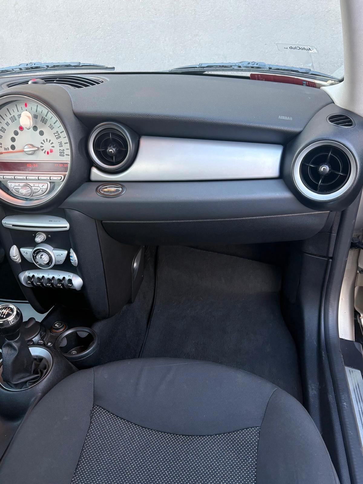 Mini Cooper 1.6