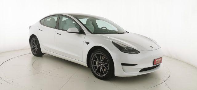 TESLA Model 3 RWD