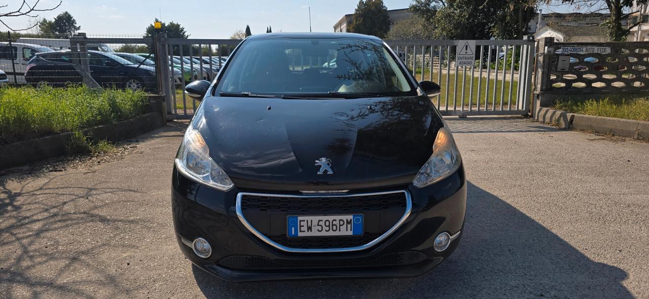 Peugeot 208 1.4 HDi 68 CV 5 porte Access