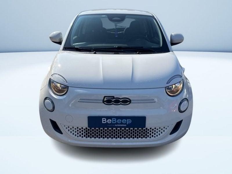 FIAT 500 500e 500E 3+1 42 KWH ICON +