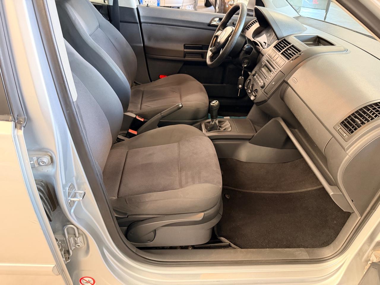 Volkswagen Polo 1.4/80CV 16V 5p. Comfortline