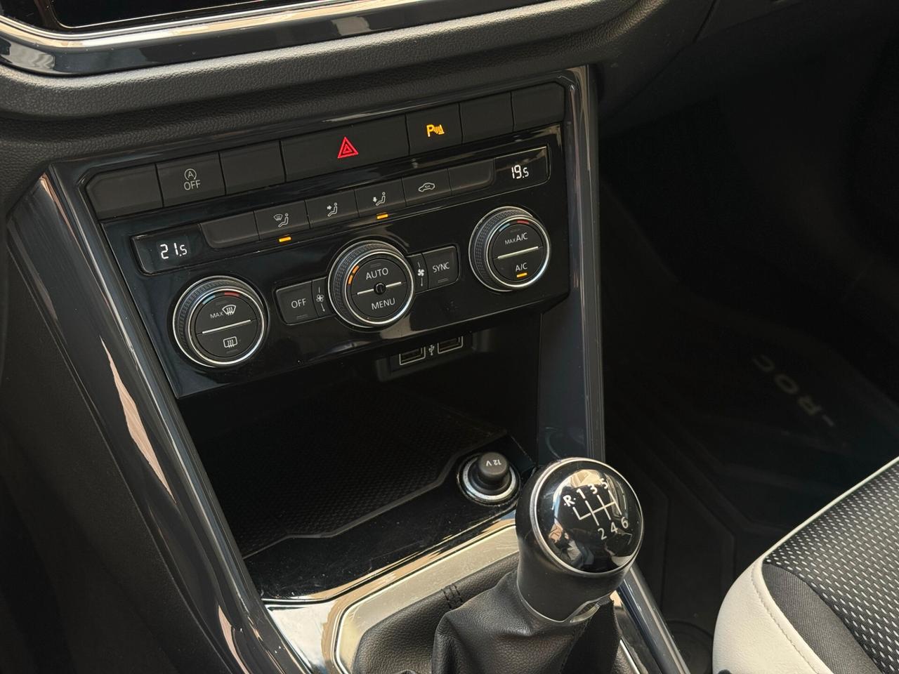 Volkswagen T-Roc 1.6 TDI SCR Advanced BlueMotion Technology 115 cv