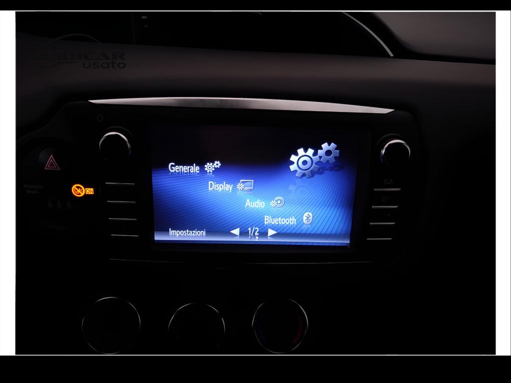 TOYOTA Yaris III 2017 - Yaris 5p 1.0 Active my18