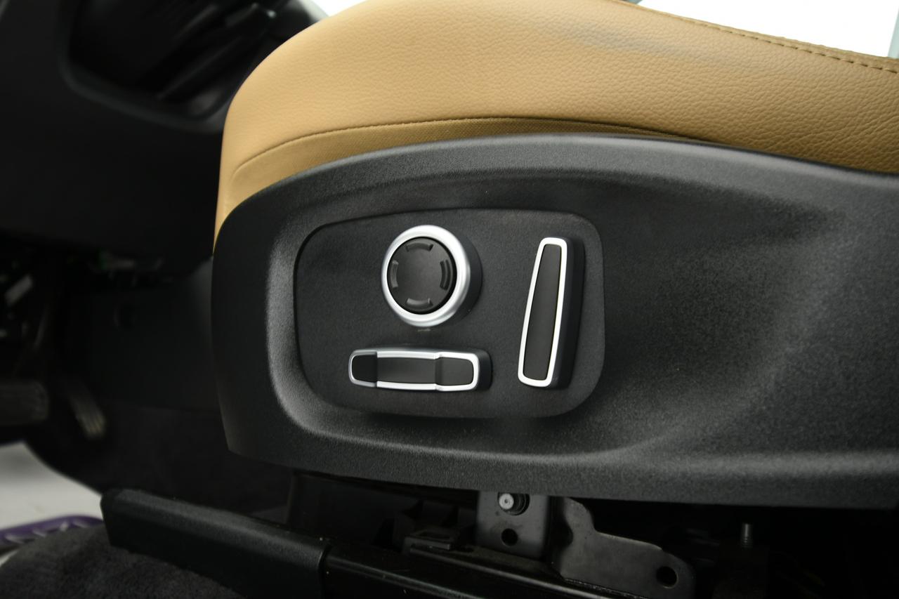 JAGUAR E-Pace 2.0d i4 mhev R-Dynamic SE awd 163cv auto N1+PREZZO+IVA+CAMERA 360