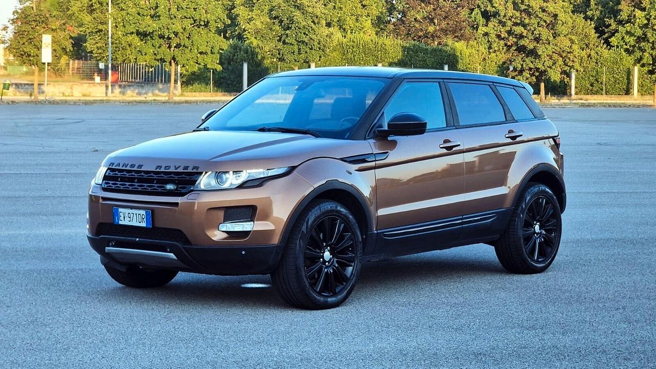 LAND Range Rover Evoque 2.2 TD4 5p. Pure Tech Pack Launch Edition