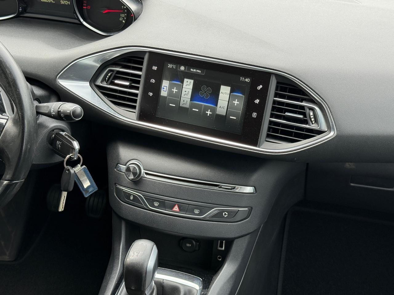 Peugeot 308 1.6 HDi|CERCHI IN LEGA