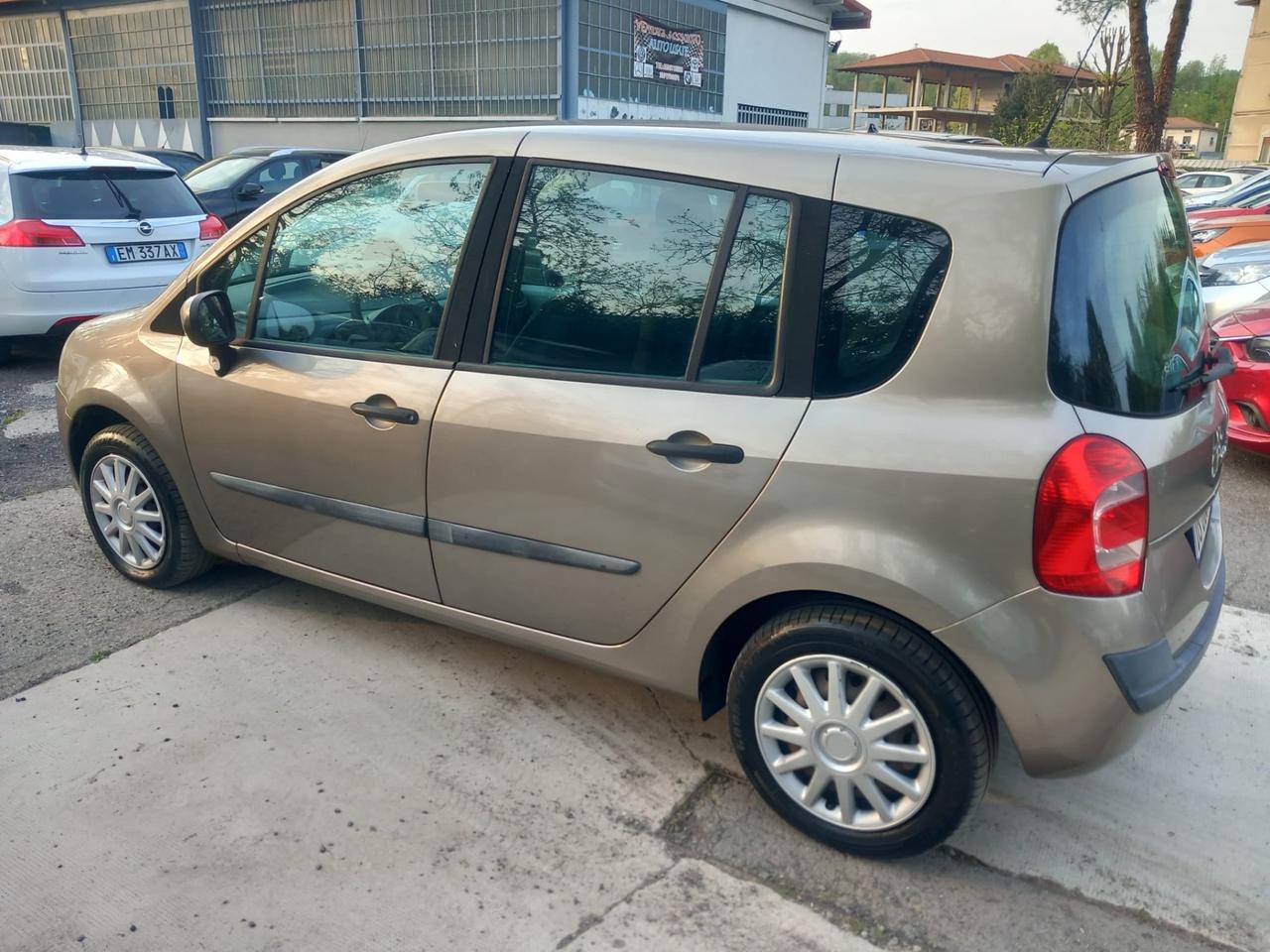 Renault Modus 1.2 16V Dynamique