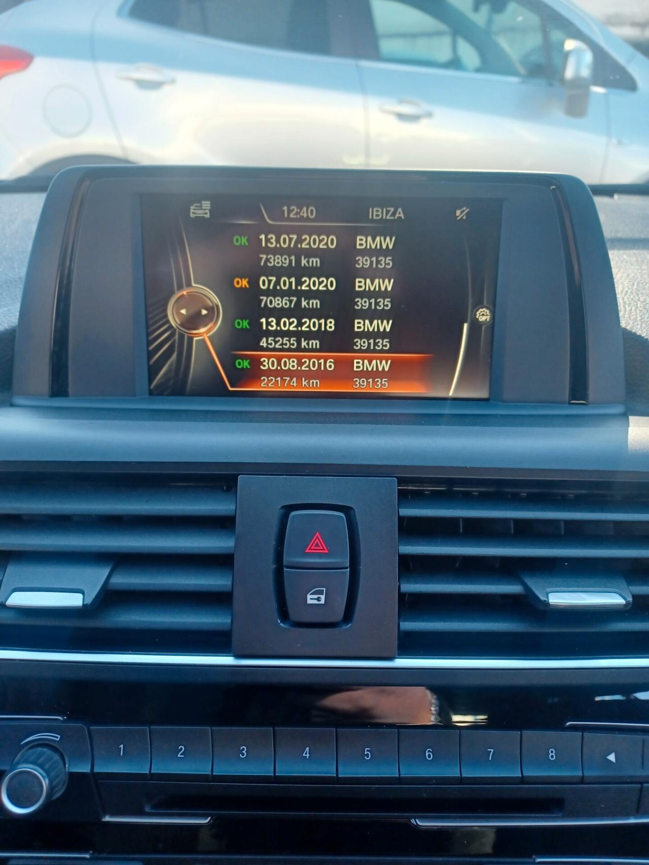 Bmw 116 d Urban LED BIXENO ANNO 2015