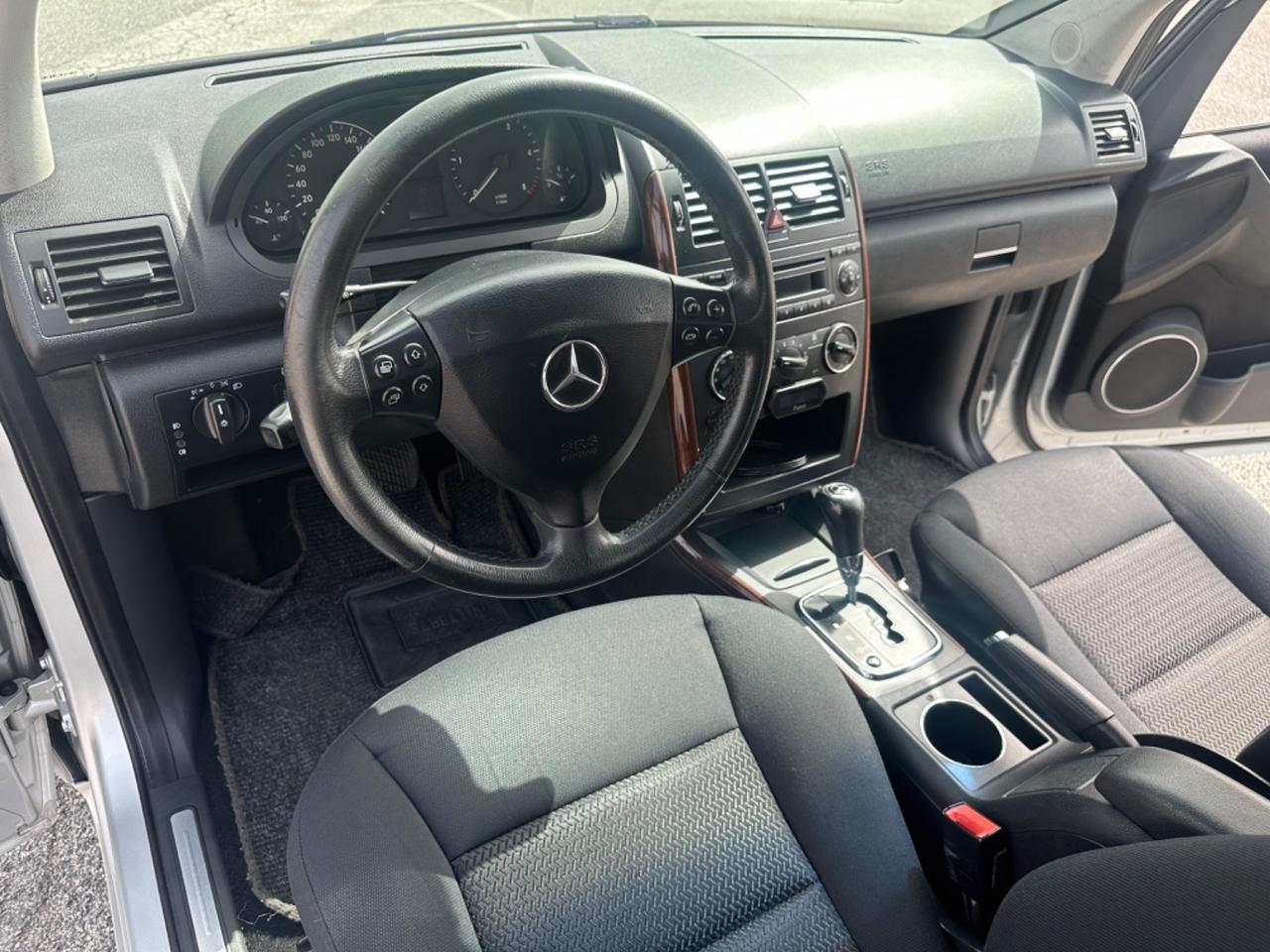 Mercedes-benz A 180 CDI Elegance Automatica