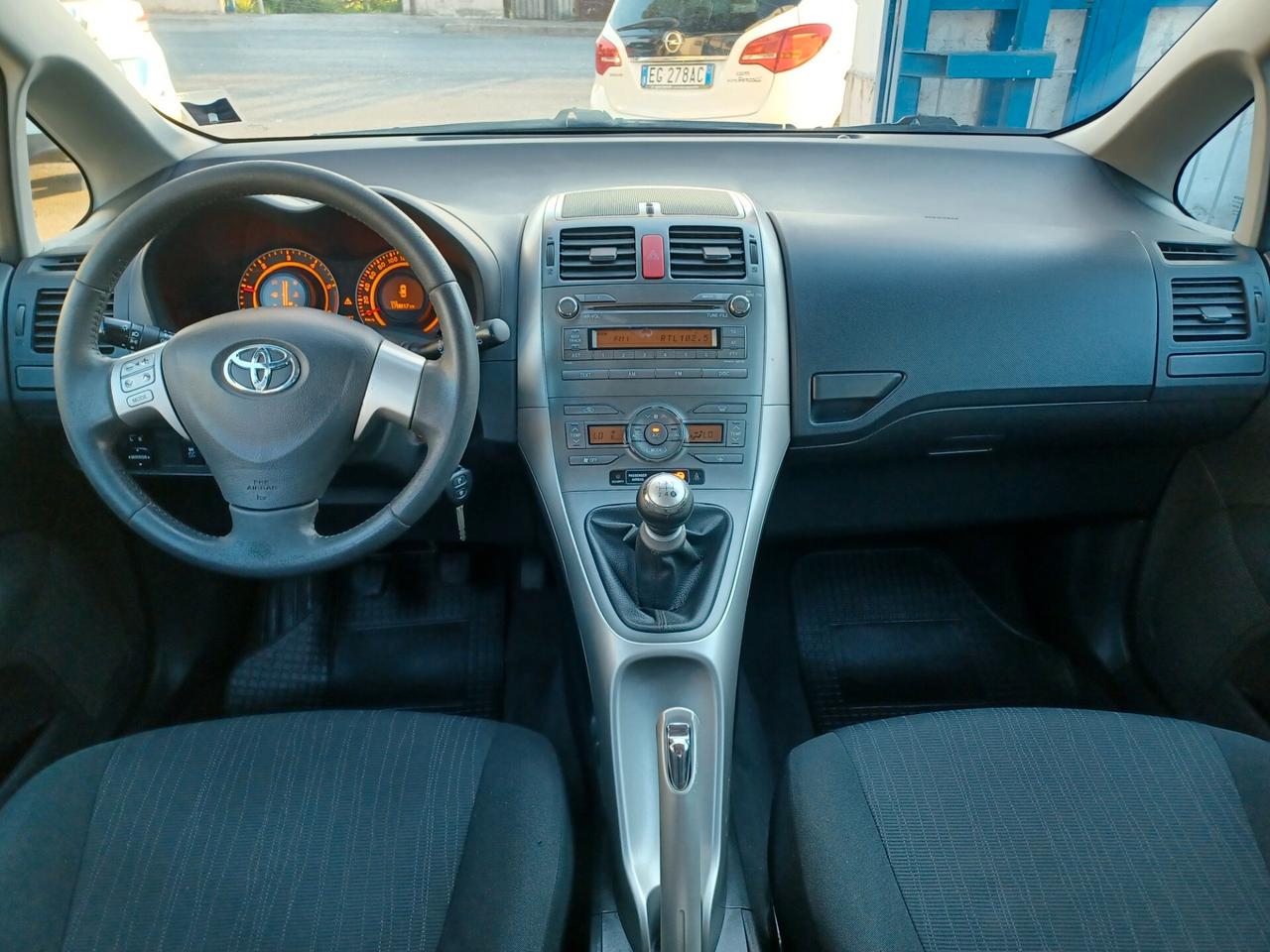 Toyota Auris 1.4 D-4D 5 porte Sol PERFETTA