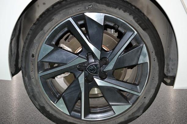 PEUGEOT 308 1,6 Phev Allure