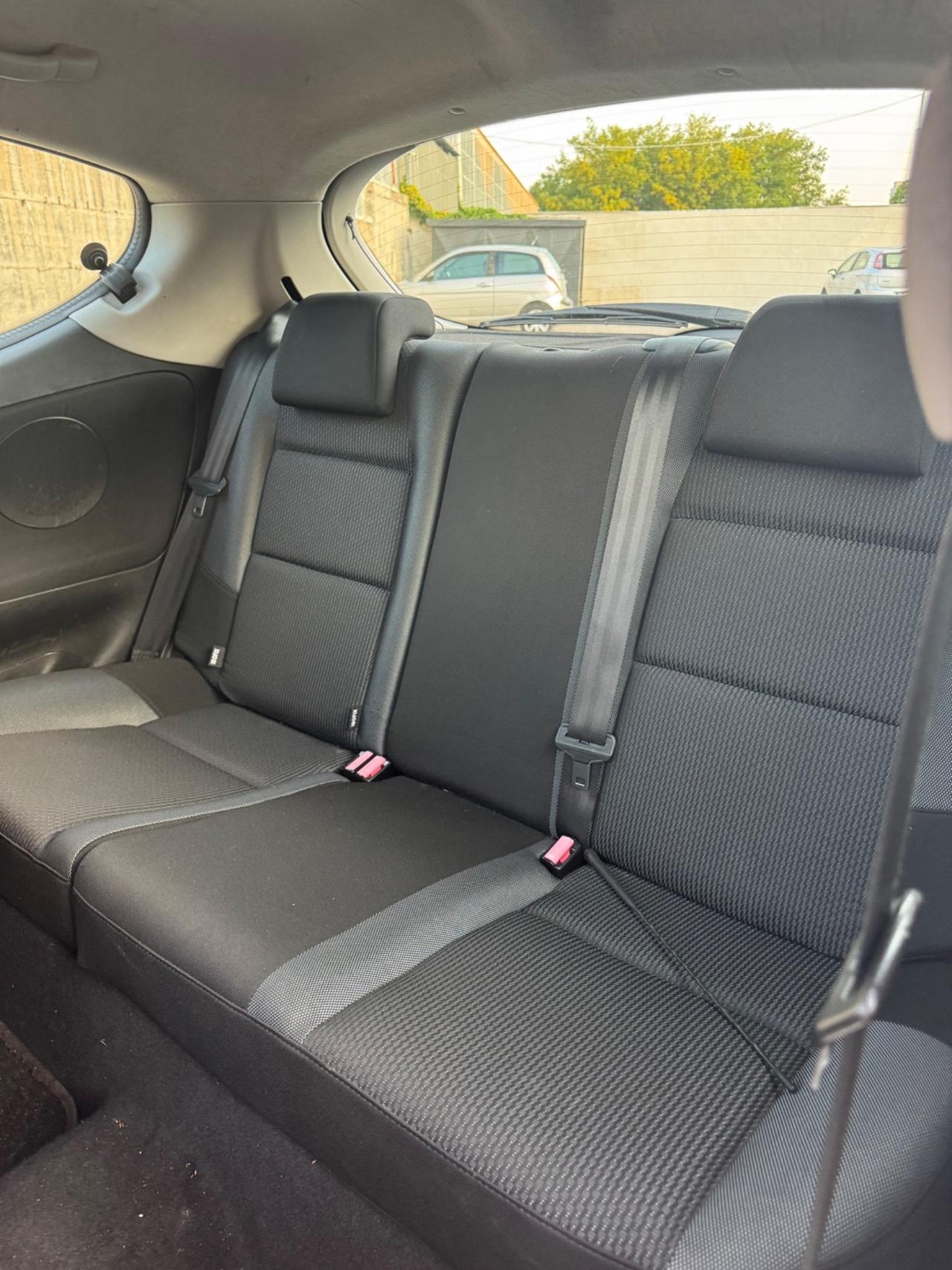 Peugeot 207 1.4 8V 75CV 3p. ECO GPL