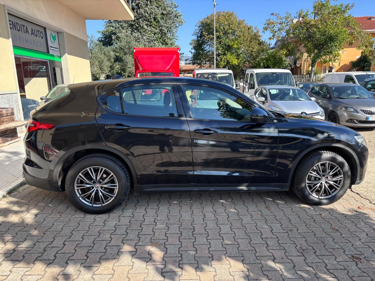 Alfa Romeo Stelvio 2.2 Turbodiesel 190 CV AT8 Q4 Business