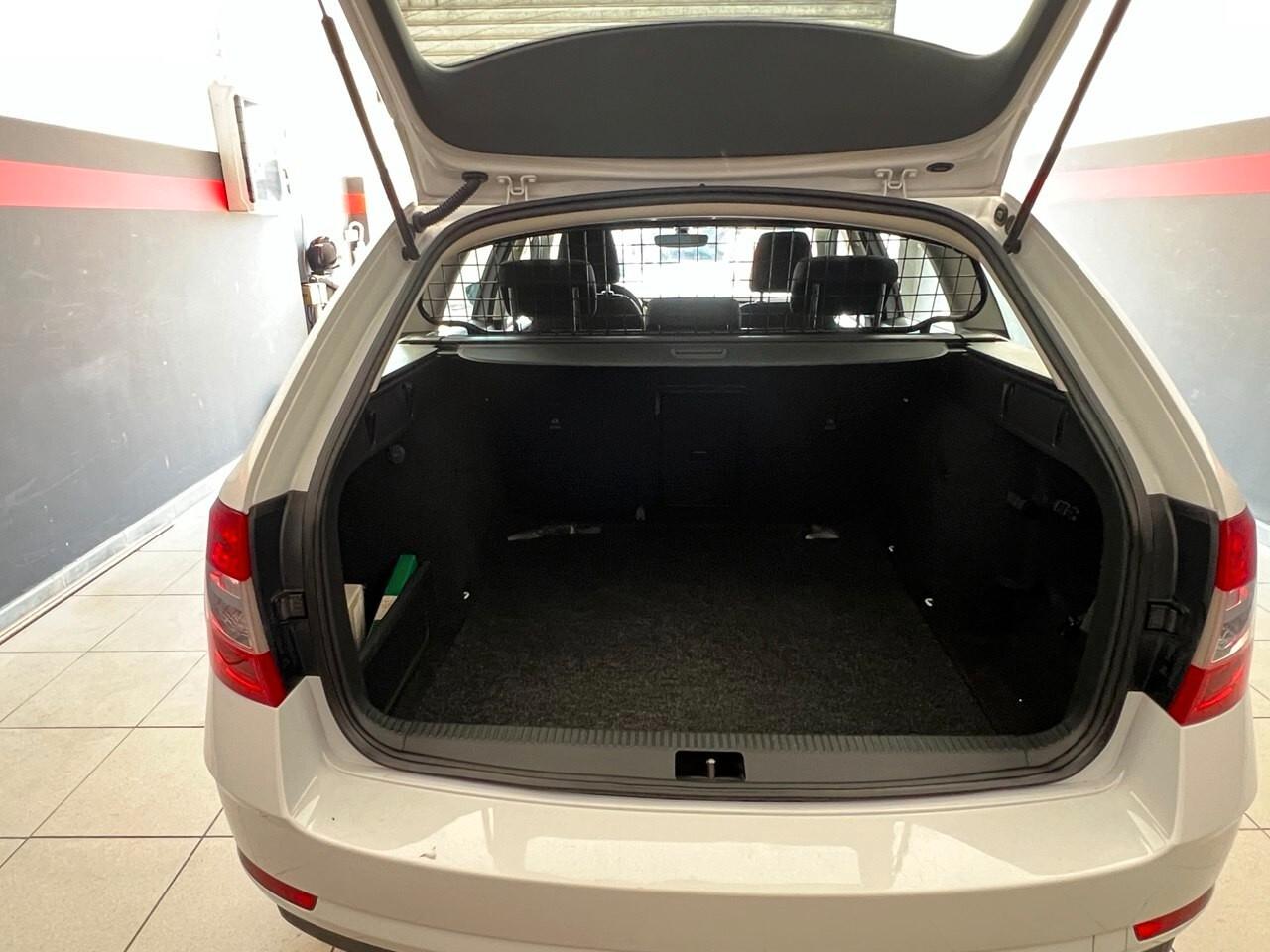 Skoda Octavia 1.6 TDI SCR 115 CV Wagon Ambition