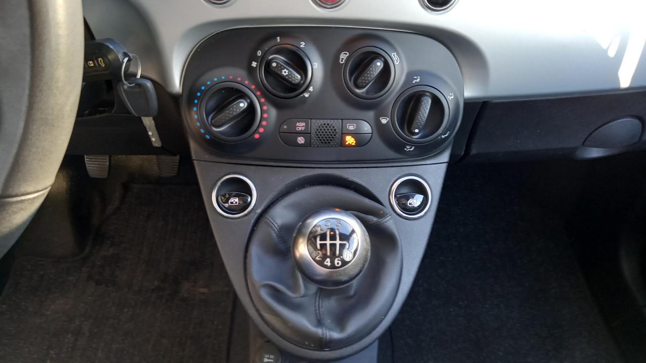 Fiat 500 1.0 Hybrid Connect